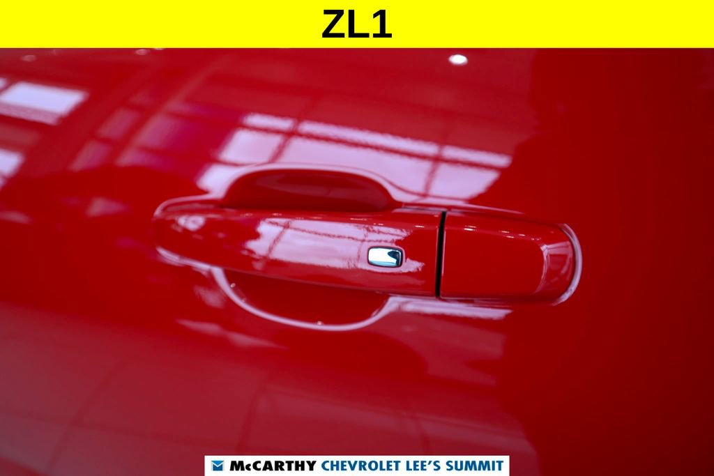 Used 2021 Chevrolet Camaro ZL1 RWD image 17