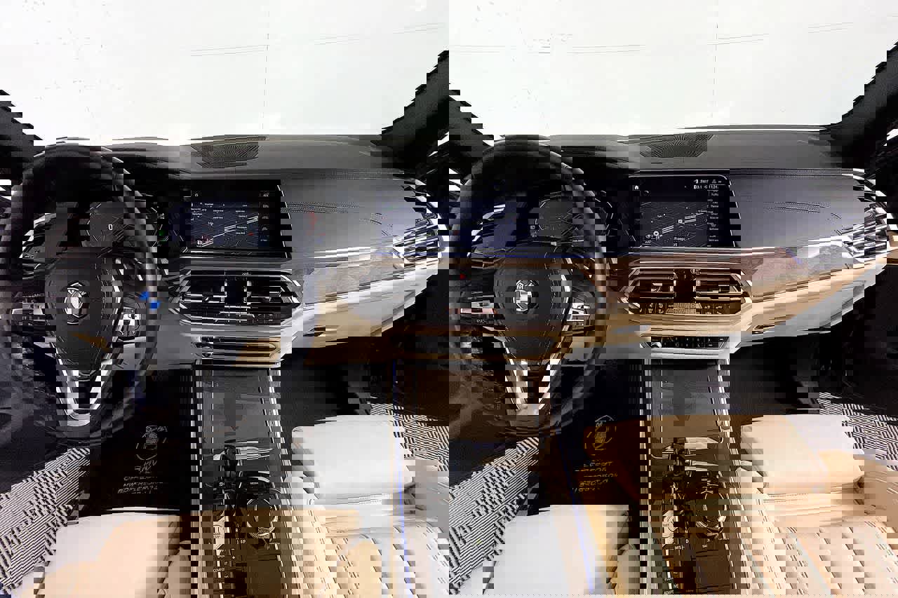 Used 2021 BMW X5 xDrive40i w/ Premium Package image 16