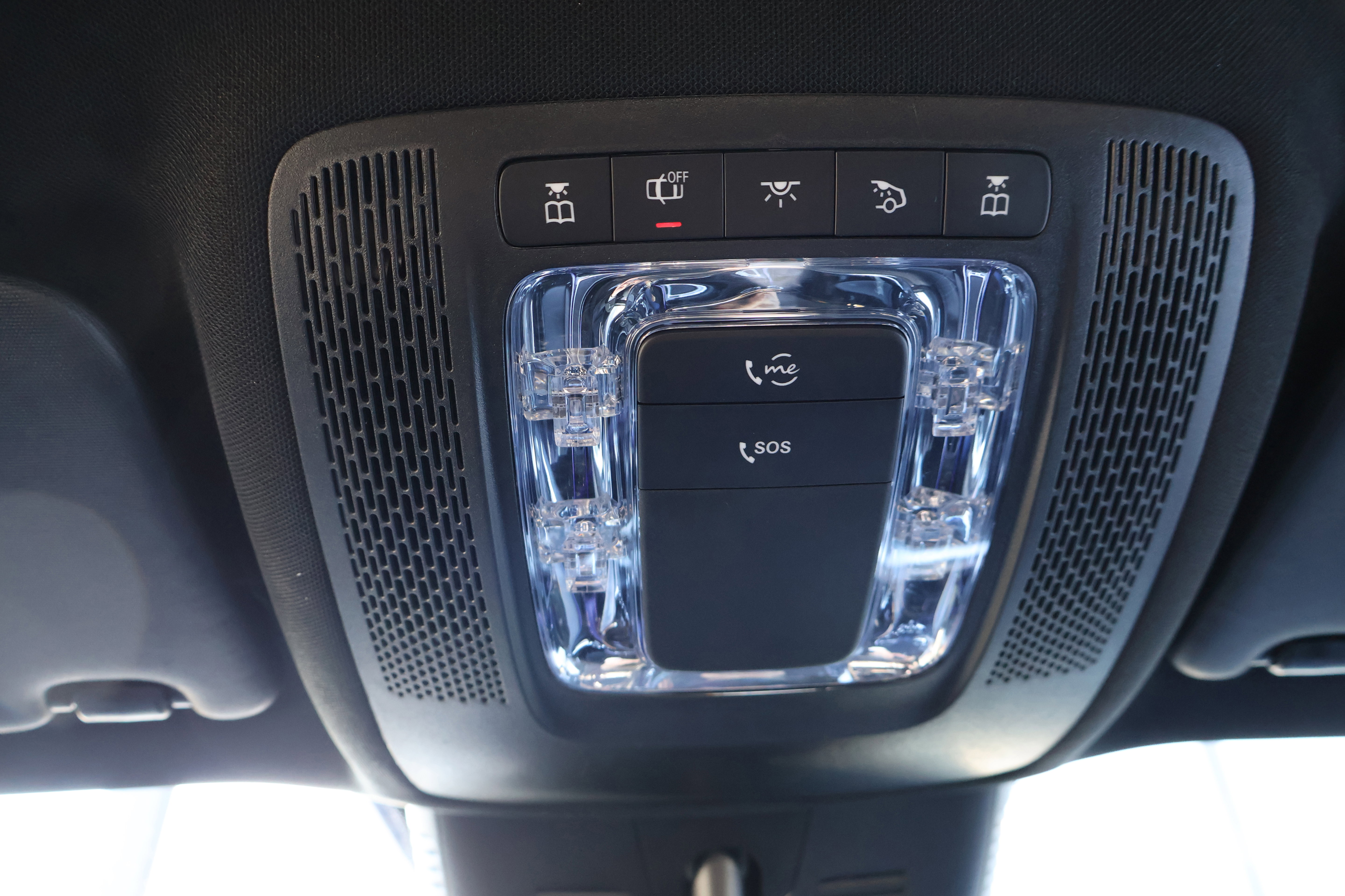 Certified 2024 Mercedes-Benz GLB 250 image 40