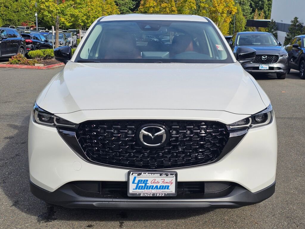 New 2025 MAZDA CX-5 Carbon Edition image 2