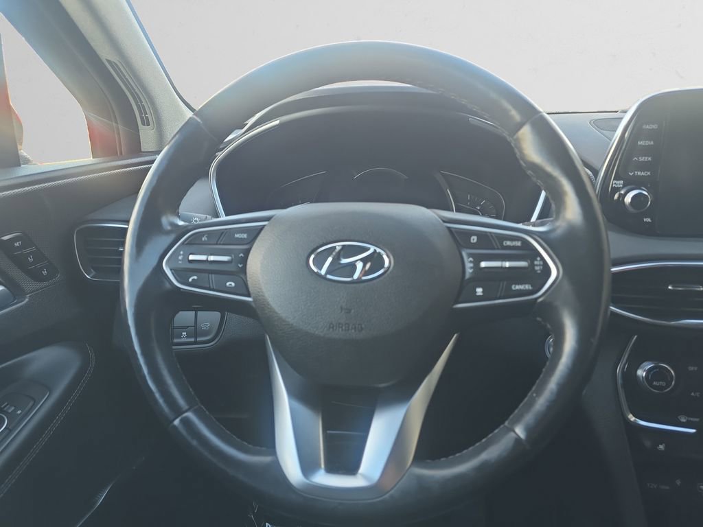 Used 2020 Hyundai Santa Fe Limited image 12