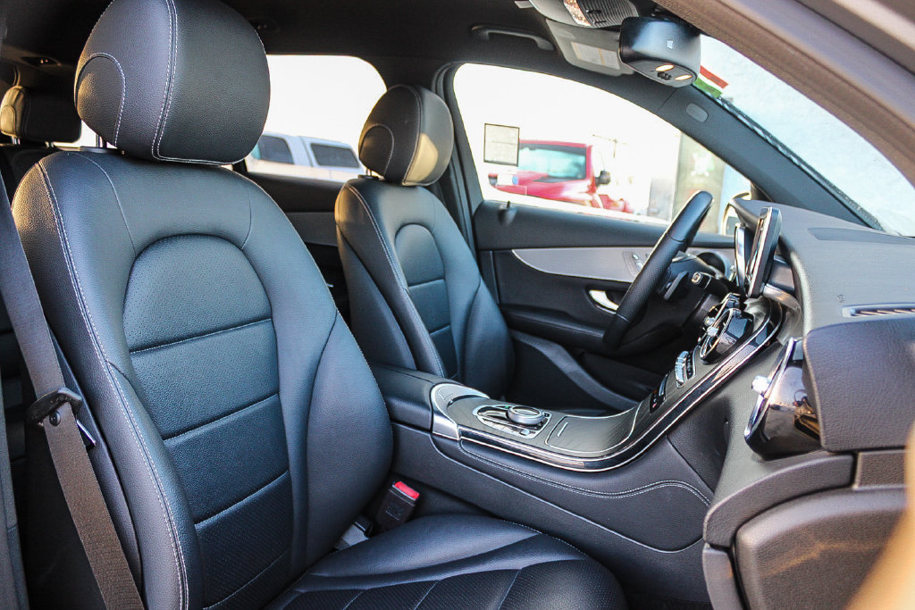 Used 2019 Mercedes-Benz GLC 300 image 17