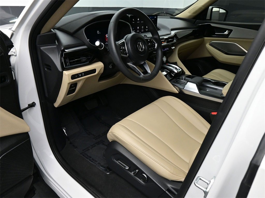 Used 2024 Acura MDX SH-AWD image 2
