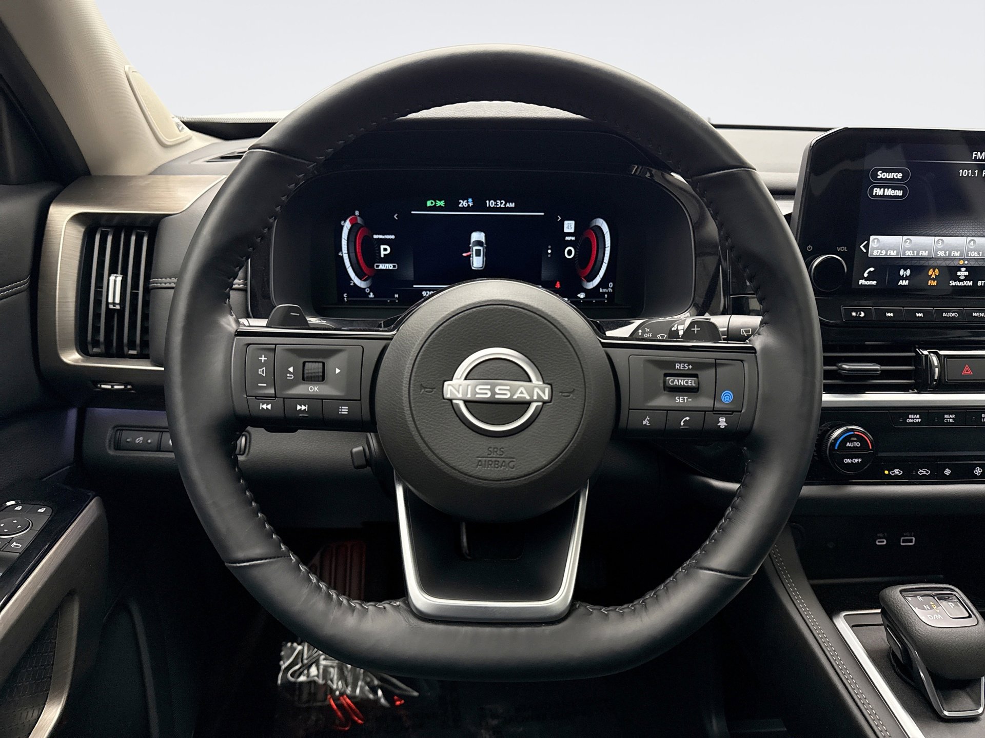 Used 2025 Nissan Pathfinder Platinum w/ Cargo Package image 12