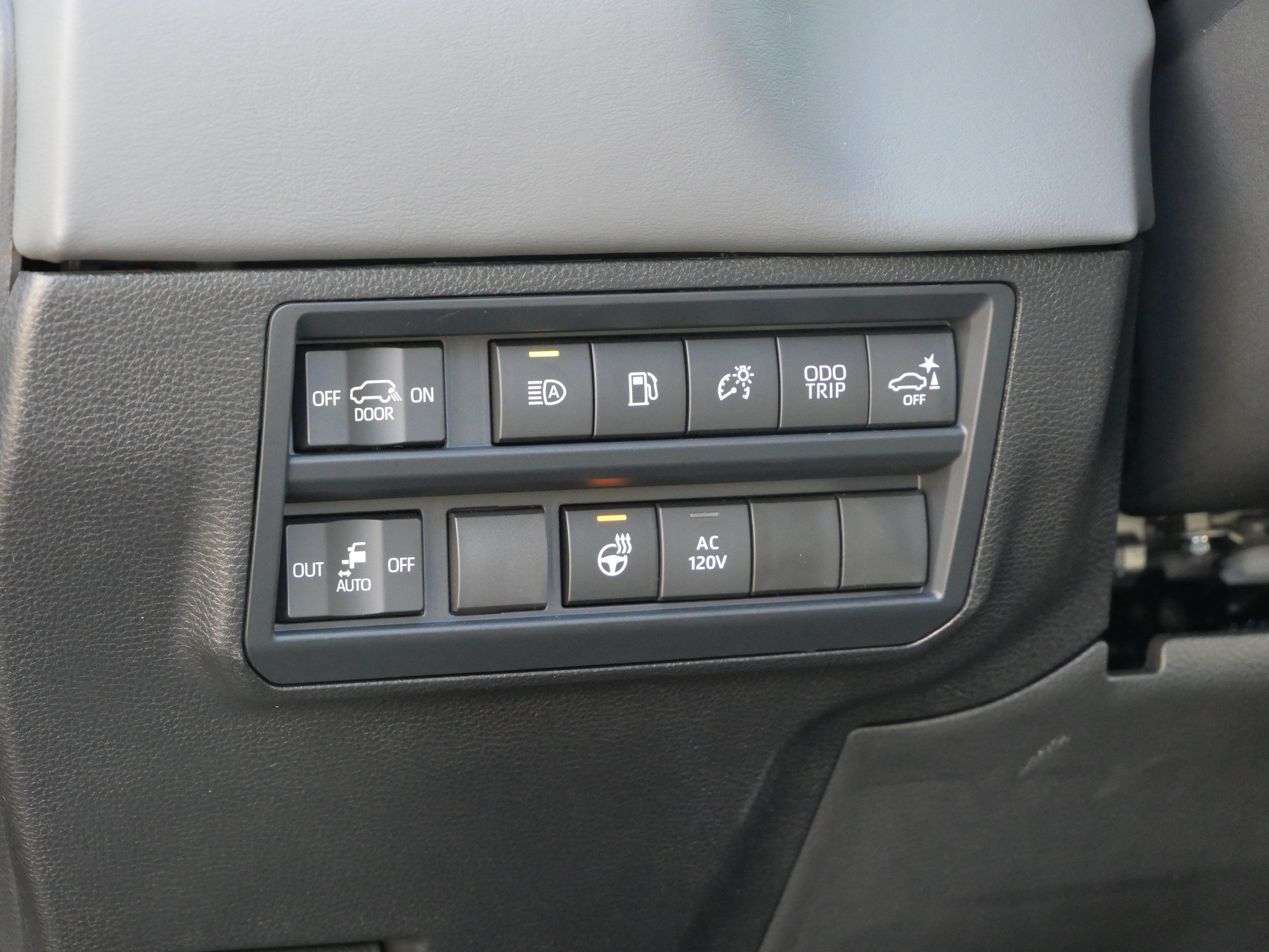 New 2026 Toyota Sequoia Capstone AWD/4WD image 8