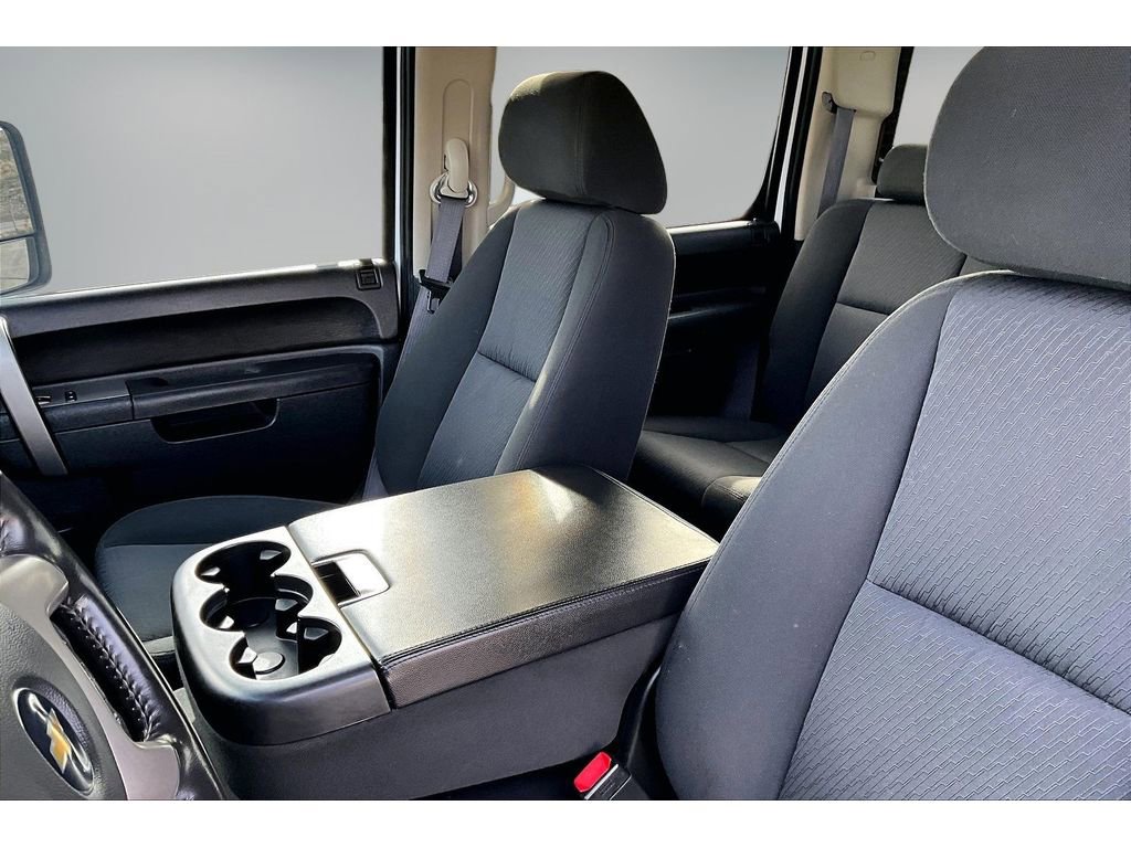 Used 2011 Chevrolet Silverado 3500 LT w/ Interior Plus Package image 18