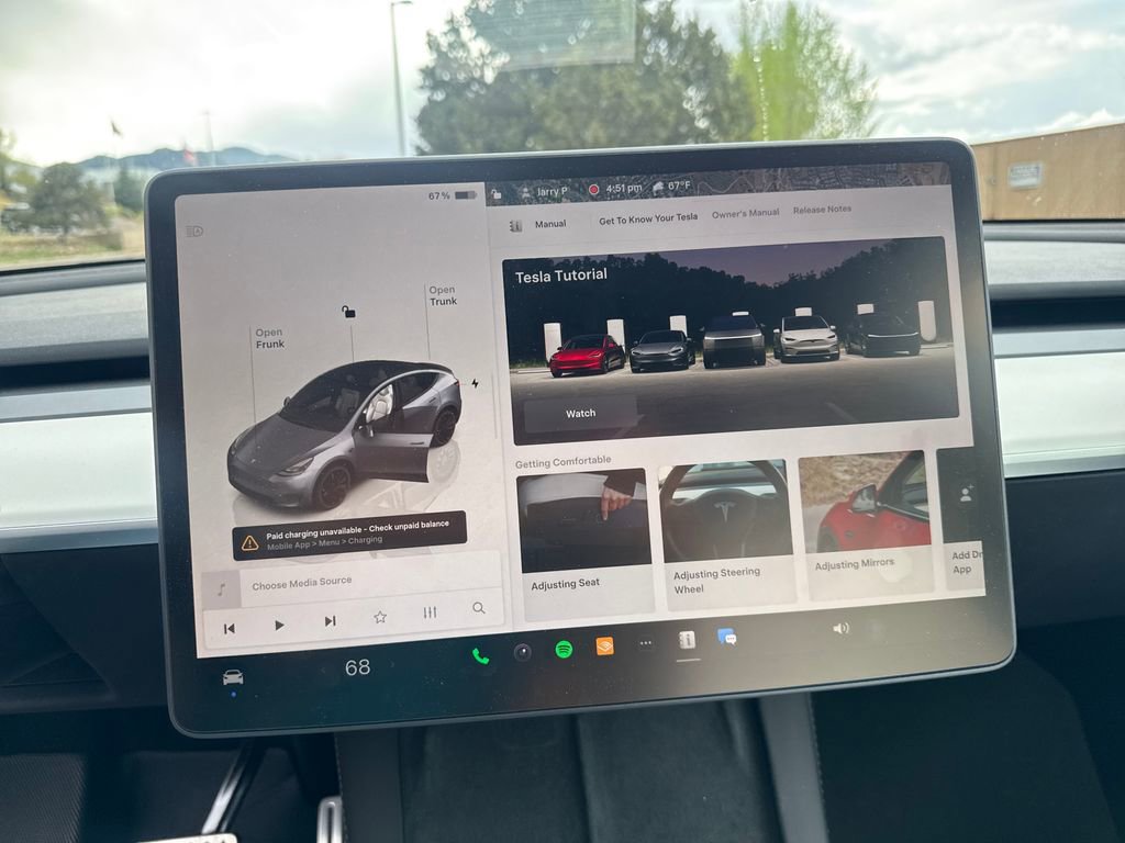 Used 2025 Tesla Model Y Performance image 14