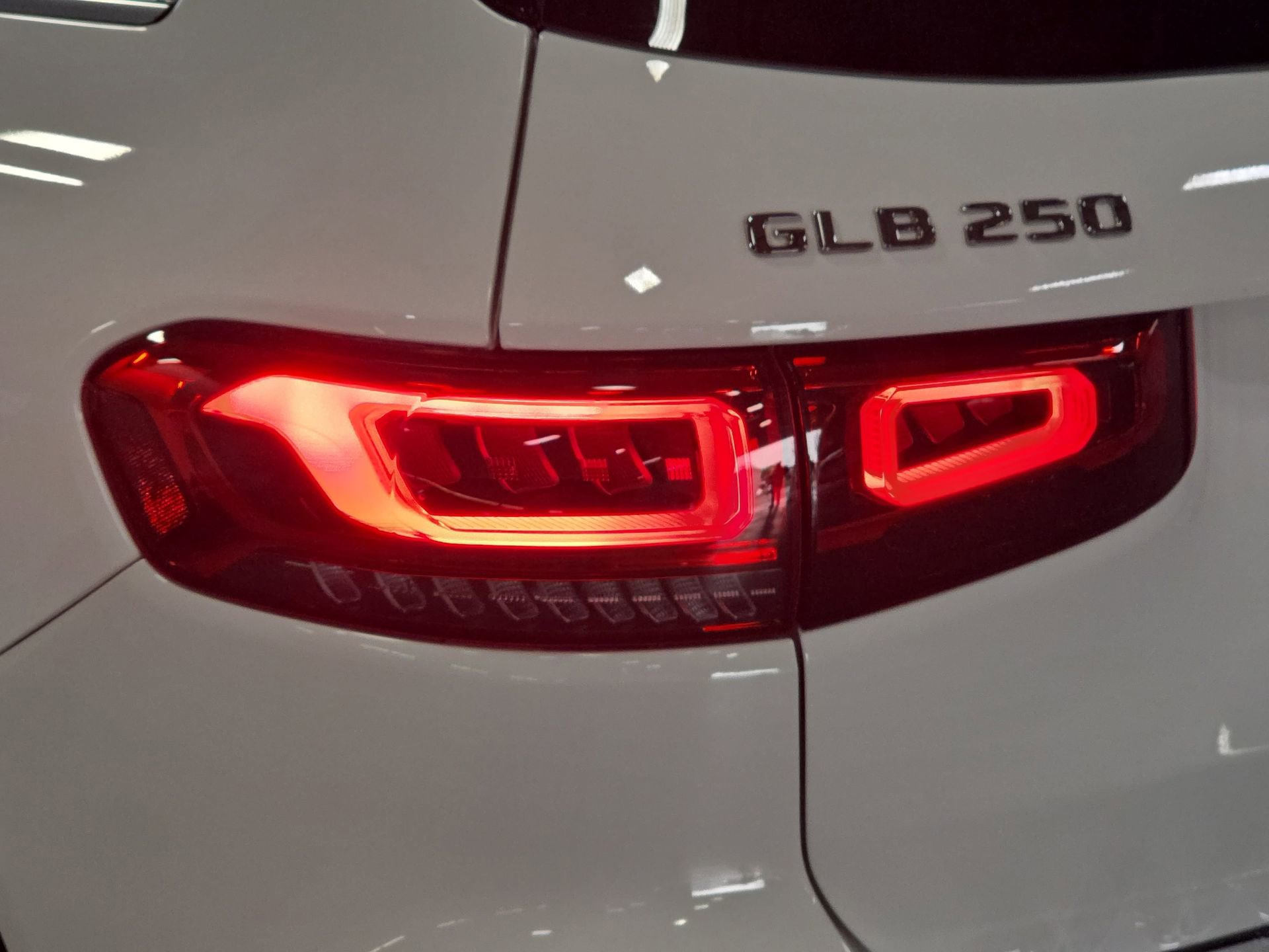 Certified 2023 Mercedes-Benz GLB 250 GLB 250 image 33