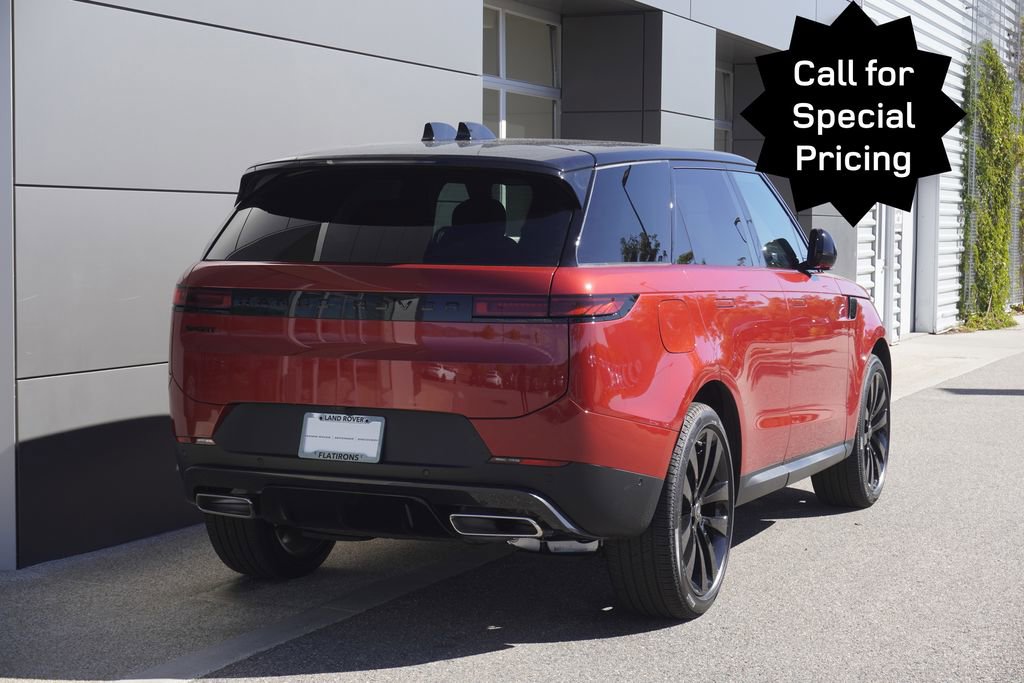 New 2025 Land Rover Range Rover Sport SE image 2