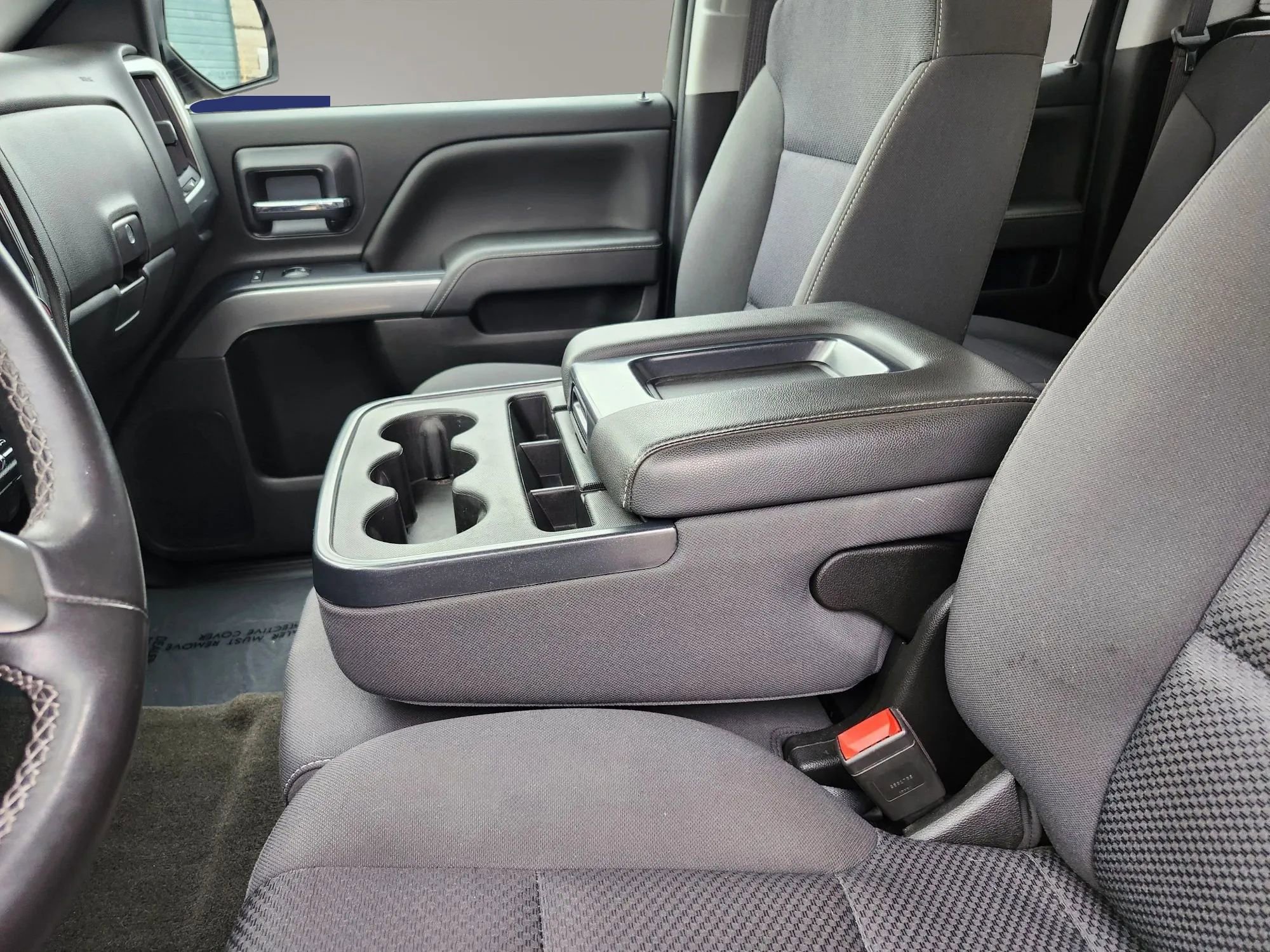 Used 2018 Chevrolet Silverado 1500 LT w/ All Star Edition AWD/4WD image 23
