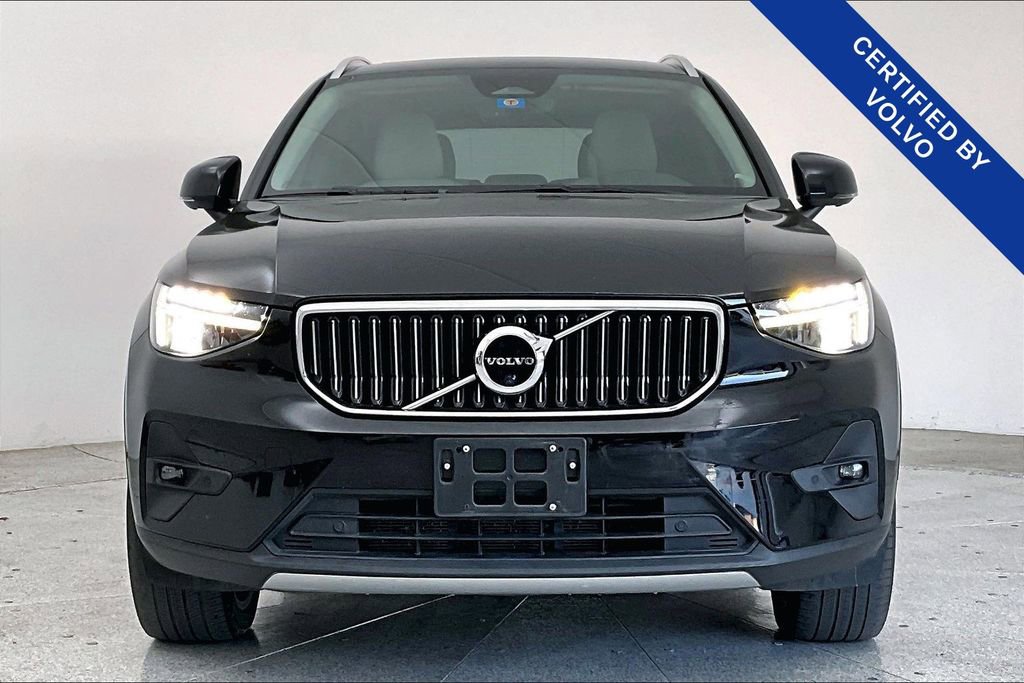 Used 2023 Volvo XC40 B5 Plus w/ Protection Package Premier image 6