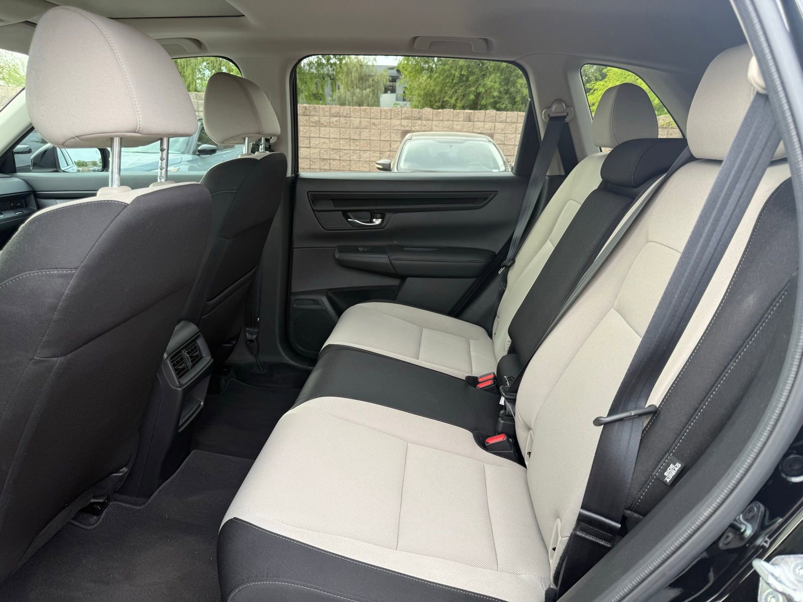 Used 2023 Honda CR-V EX image 10