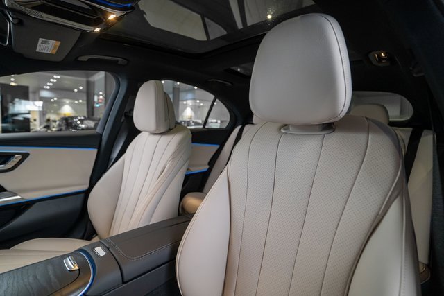 New 2026 Mercedes-Benz E 350 4MATIC Sedan image 13