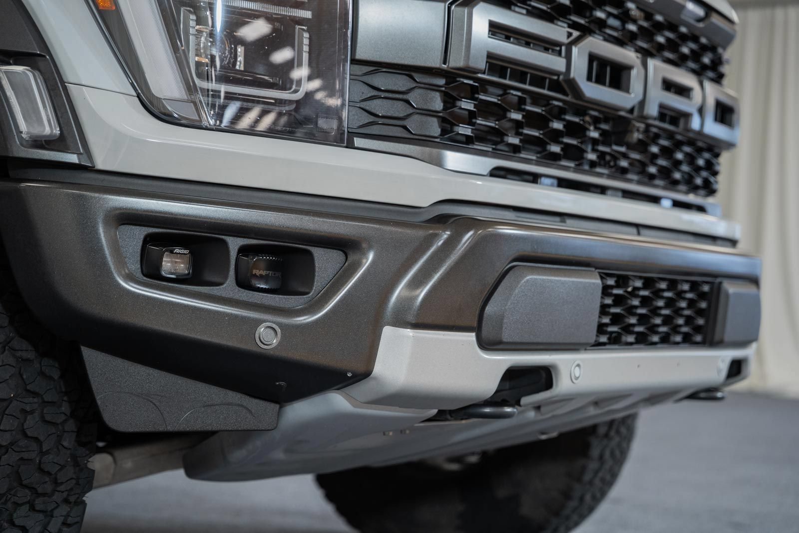 Used 2023 Ford F150 Raptor w/ Raptor 37 Performance Package AWD/4WD image 14