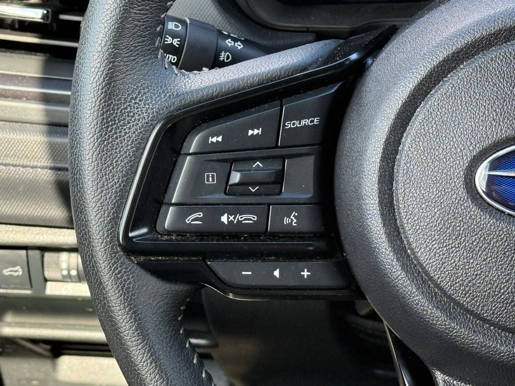 Used 2025 Subaru Forester Premium AWD/4WD image 19