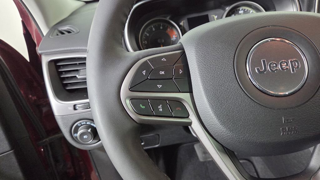 Used 2021 Jeep Cherokee Latitude Lux image 17