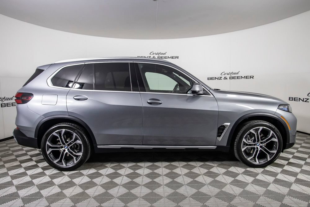 Used 2026 BMW X5 sDrive40i RWD image 3
