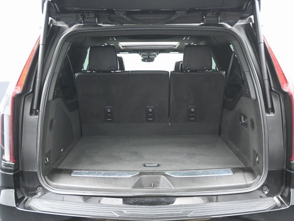 Used 2023 Cadillac Escalade ESV Premium Luxury image 14