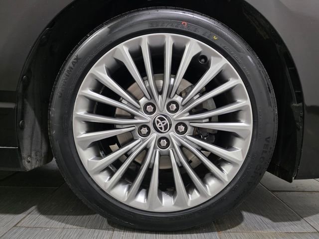 Used 2021 Toyota Avalon Limited w/ Advanced Safety Package image 27