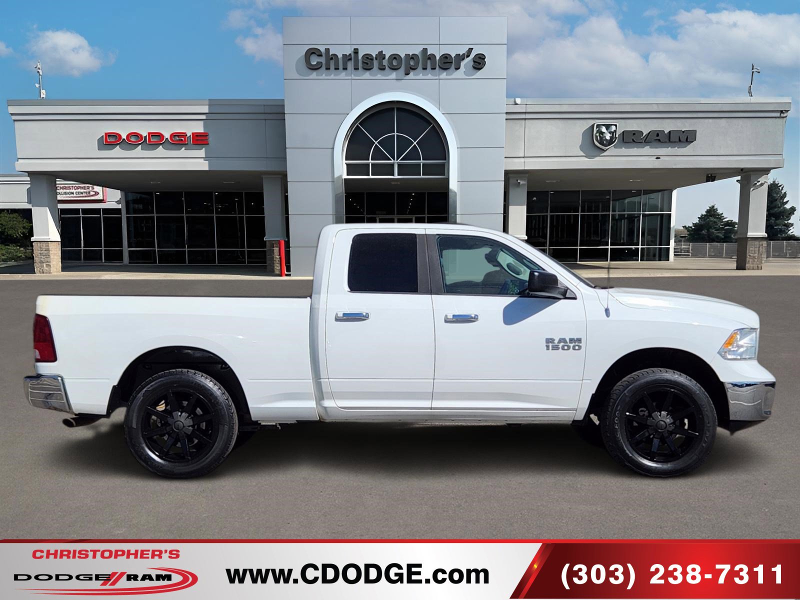 Used 2013 RAM 1500 Classic SLT w/ Premium Display Pkg AWD/4WD image 2