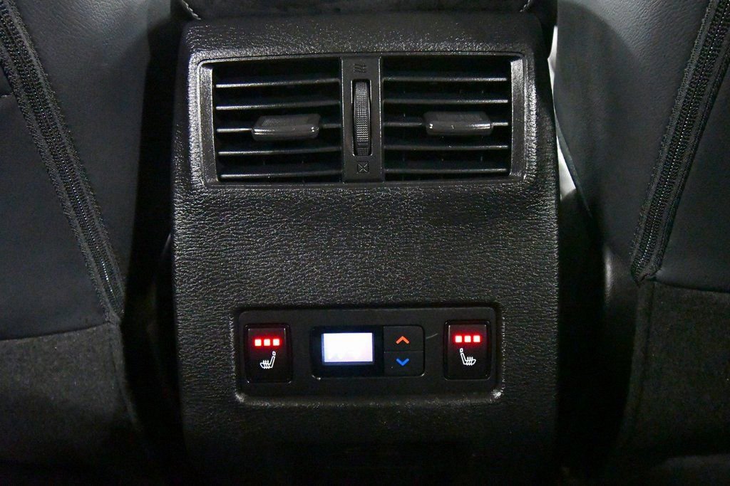 Used 2024 Mitsubishi Outlander SEL image 16