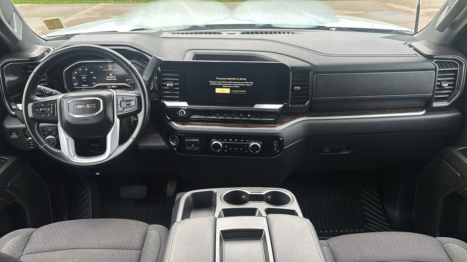 Used 2024 GMC Sierra 3500 SLE w/ SLE Convenience Package image 12