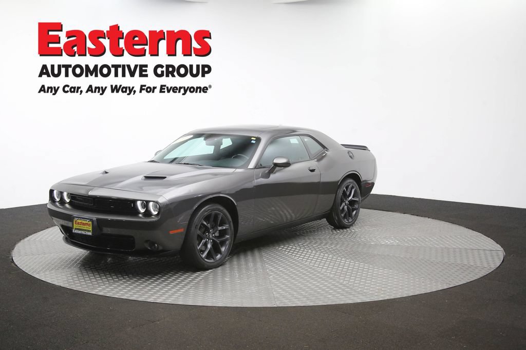 Used 2022 Dodge Challenger SXT w/ Driver Convenience Group RWD image 53