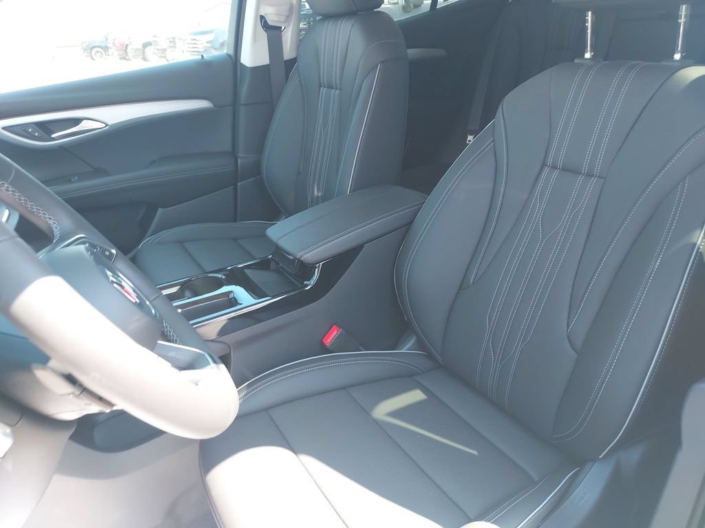 New 2026 Buick Envision Avenir AWD/4WD image 17