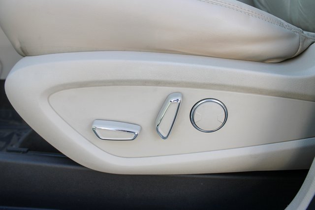 Used 2017 Lincoln MKC Reserve w/ Lincoln MKC Climate Package image 14