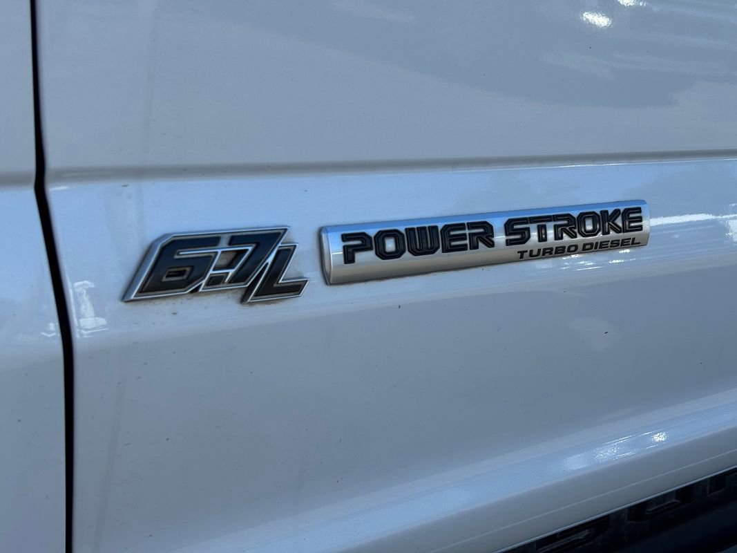 Used 2021 Ford F250 Lariat w/ Lariat Ultimate Package image 11