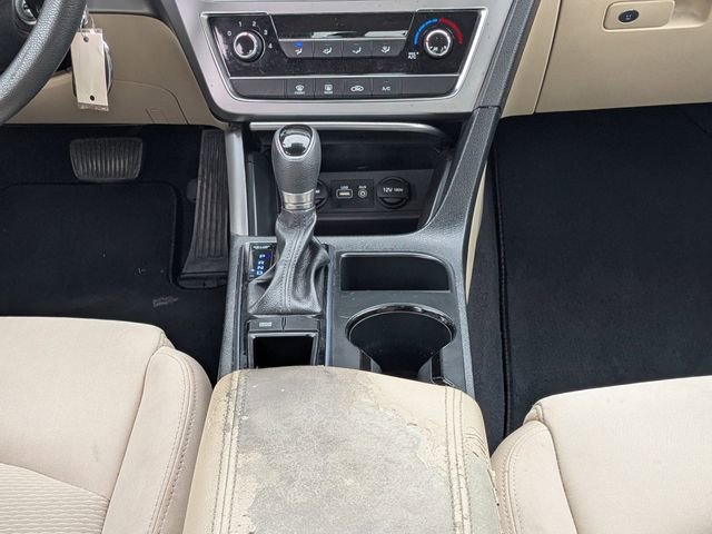 Used 2017 Hyundai Sonata SE image 19