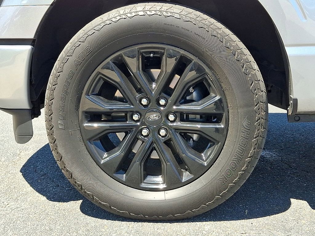Used 2024 Ford F150 Lariat w/ FX4 Off-Road Package image 8