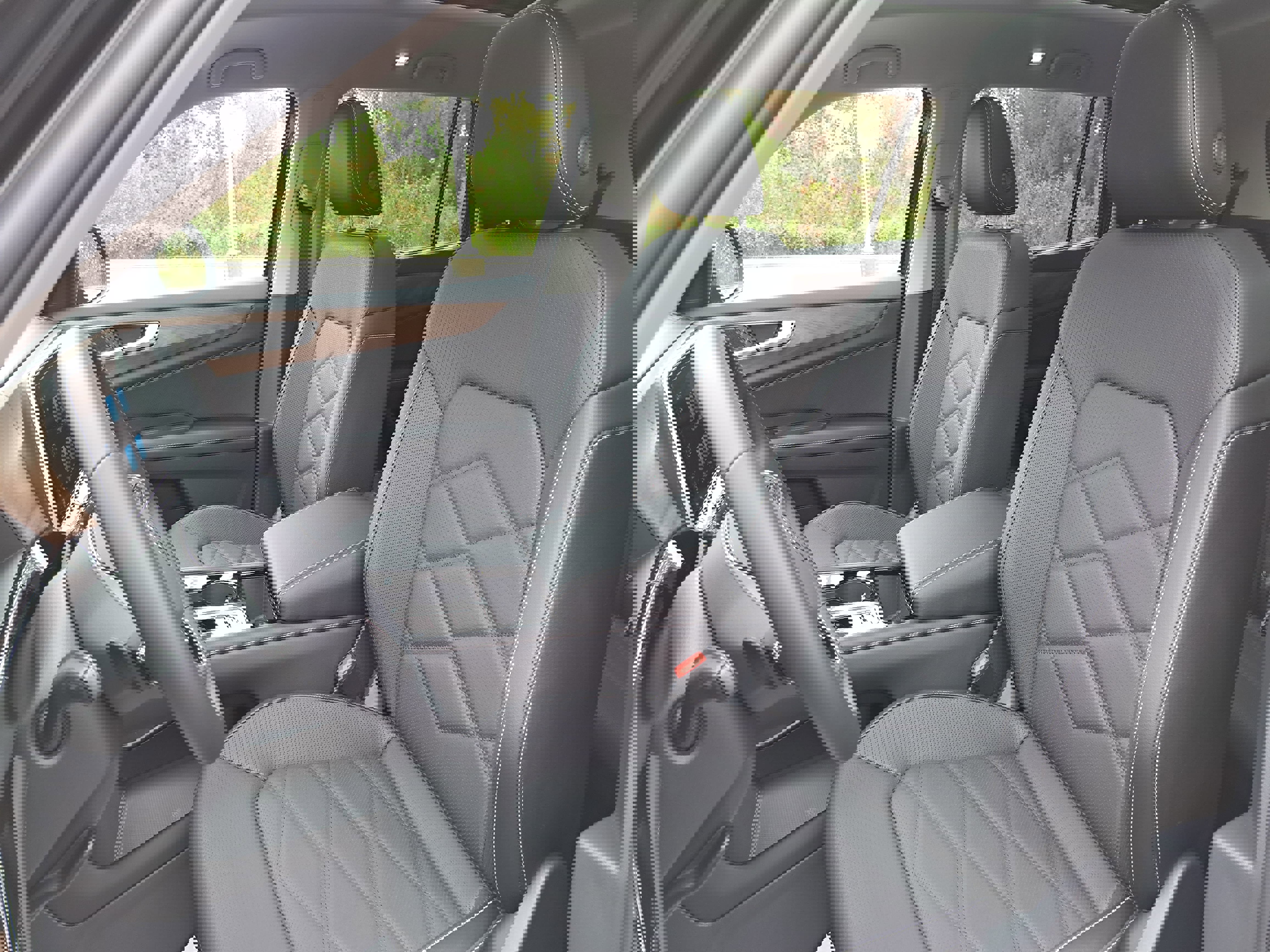 New 2026 Volkswagen Atlas SE image 16