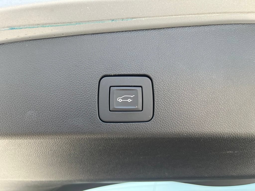 Used 2024 Buick Encore GX Avenir w/ Avenir Convenience Package AWD/4WD image 10