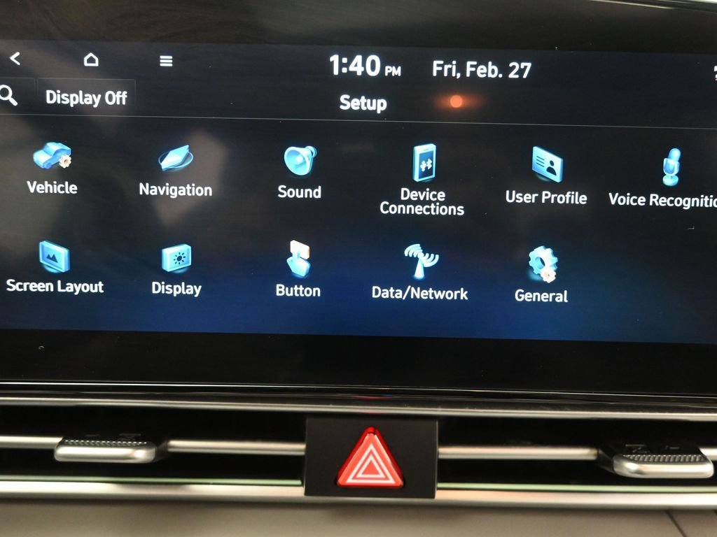 Used 2025 Hyundai Elantra SEL image 28