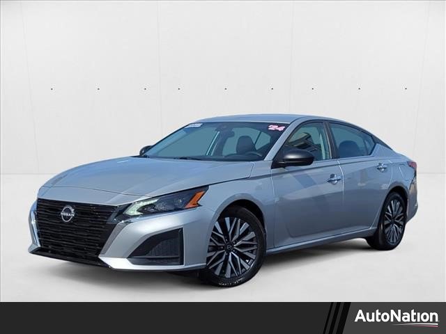 Used 2024 Nissan Altima 2.5 SV
