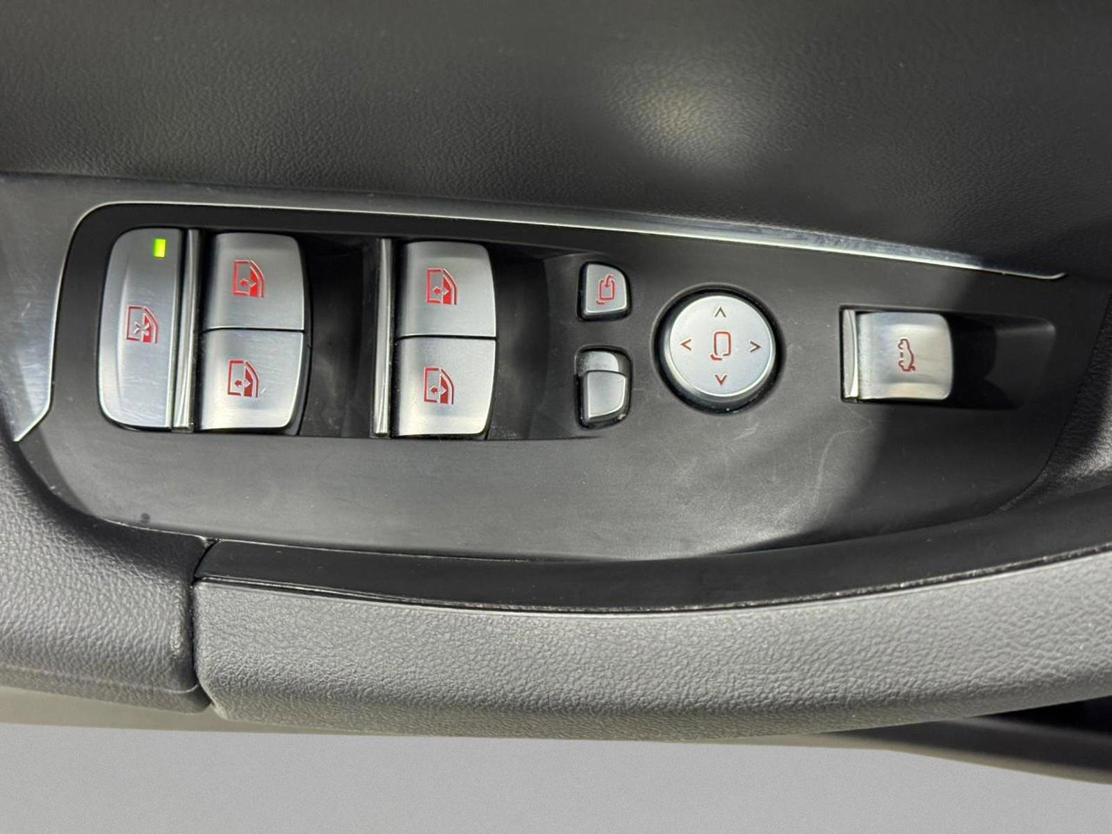 Used 2023 BMW X4 xDrive30i w/ M Sport Package image 27