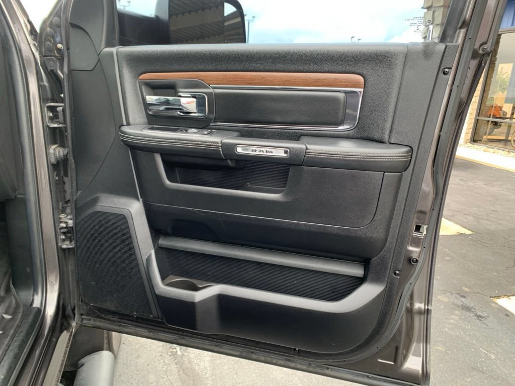 Used 2017 RAM 2500 Laramie w/ Sport Appearance Group AWD/4WD image 38