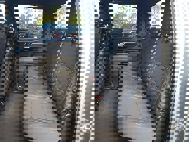 Used 2025 Chevrolet Silverado 1500 LT image 17