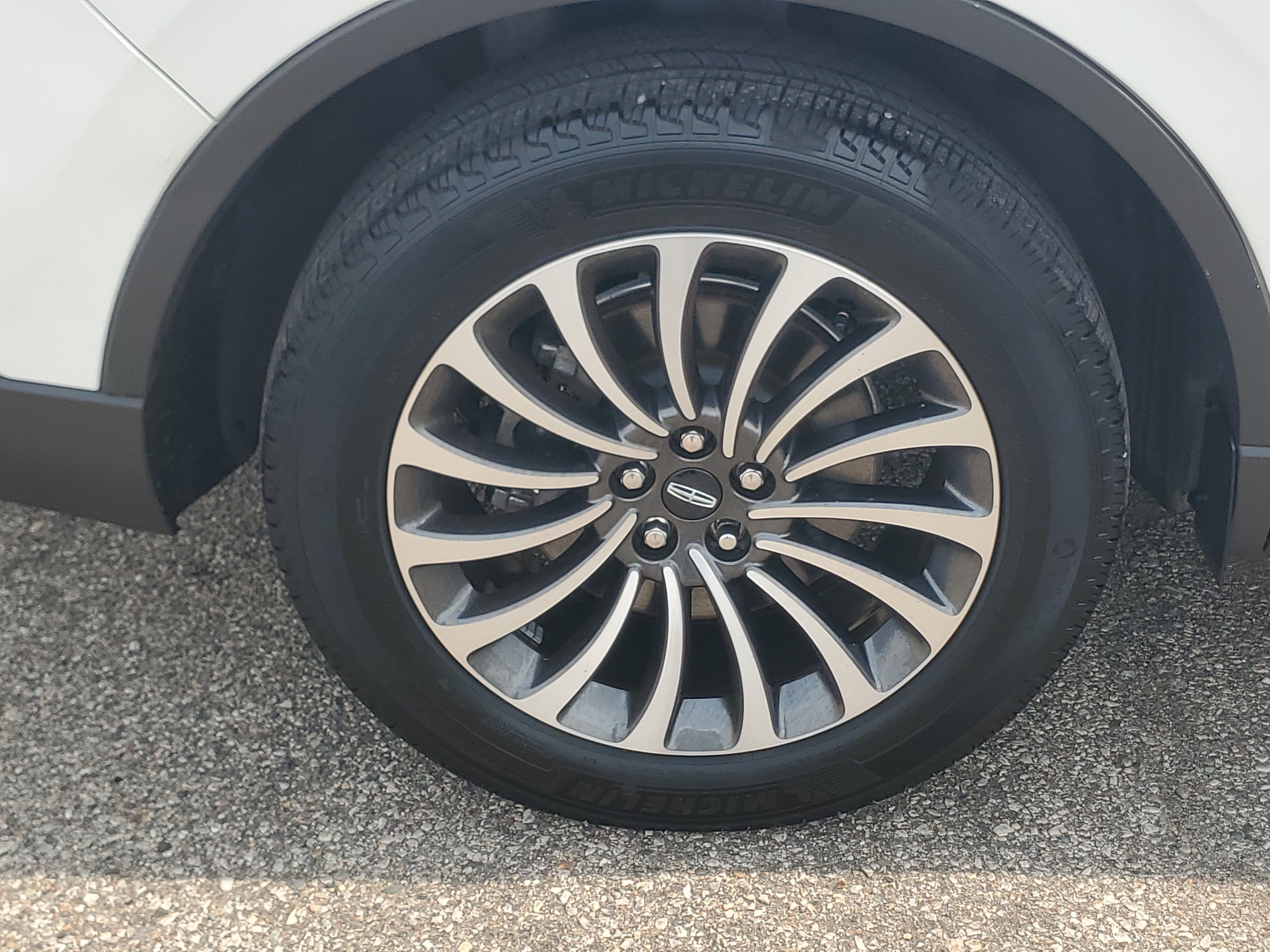 Certified 2024 Lincoln Aviator AWD w/ Premium Package image 7