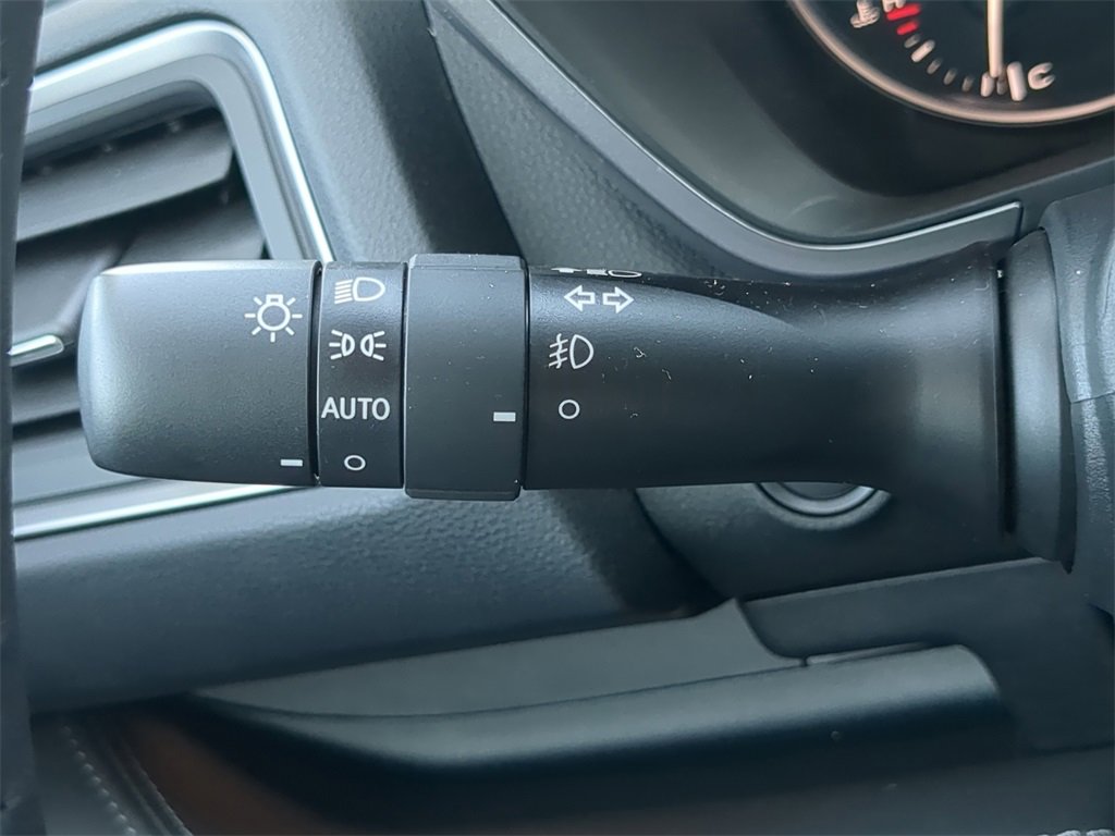 Certified 2025 Subaru Ascent Touring image 29