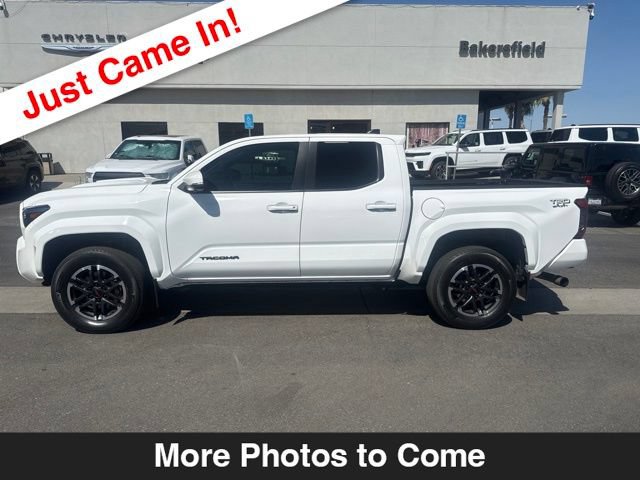 Used 2024 Toyota Tacoma TRD Sport w/ TRD Sport Premium Package AWD/4WD image 2
