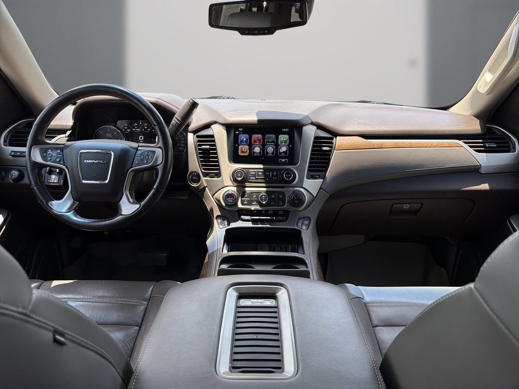 Used 2020 GMC Yukon Denali w/ Open Road Package AWD/4WD image 18