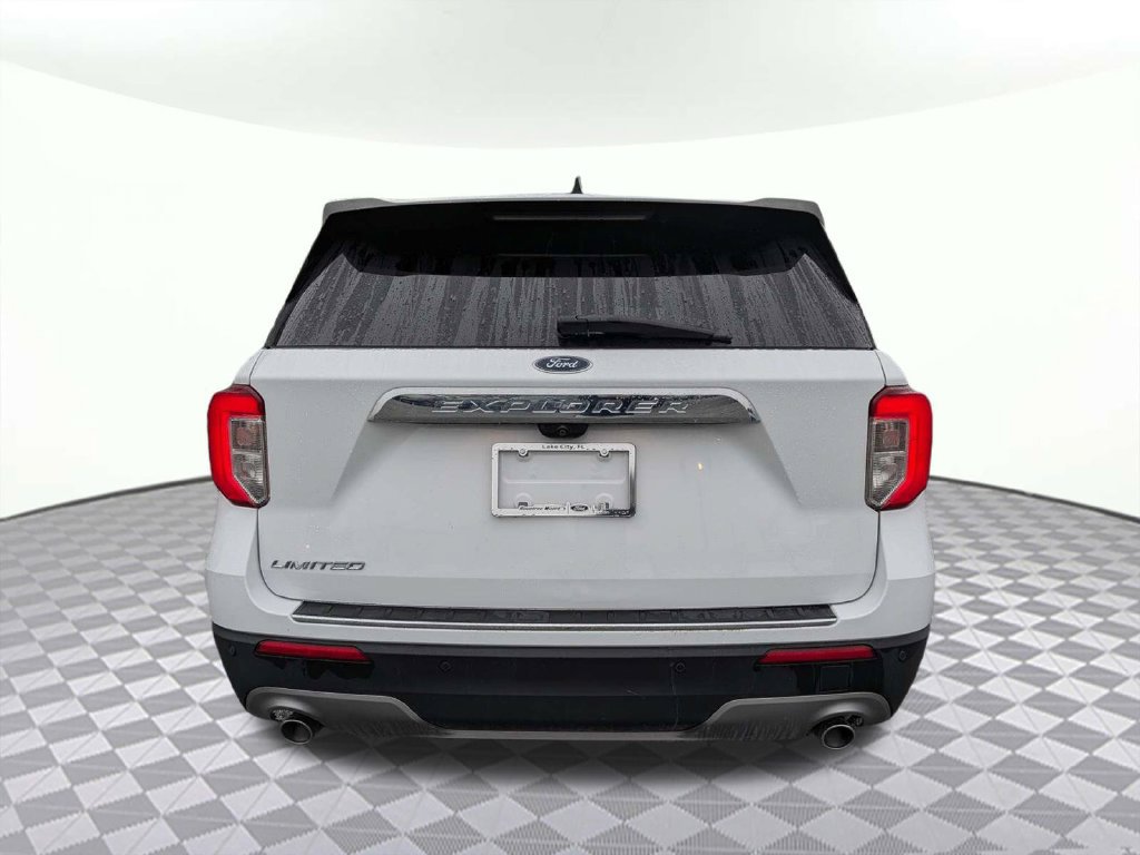 Certified 2023 Ford Explorer Limited w/ Equipment Group 301A RWD image 4