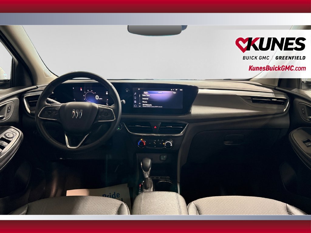 Used 2025 Buick Encore GX Preferred AWD/4WD image 23