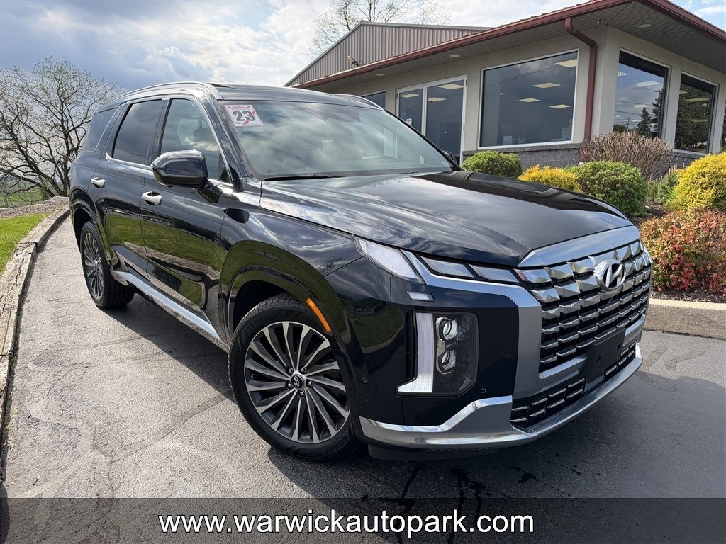 Used 2023 Hyundai Palisade Calligraphy w/ Winter Package