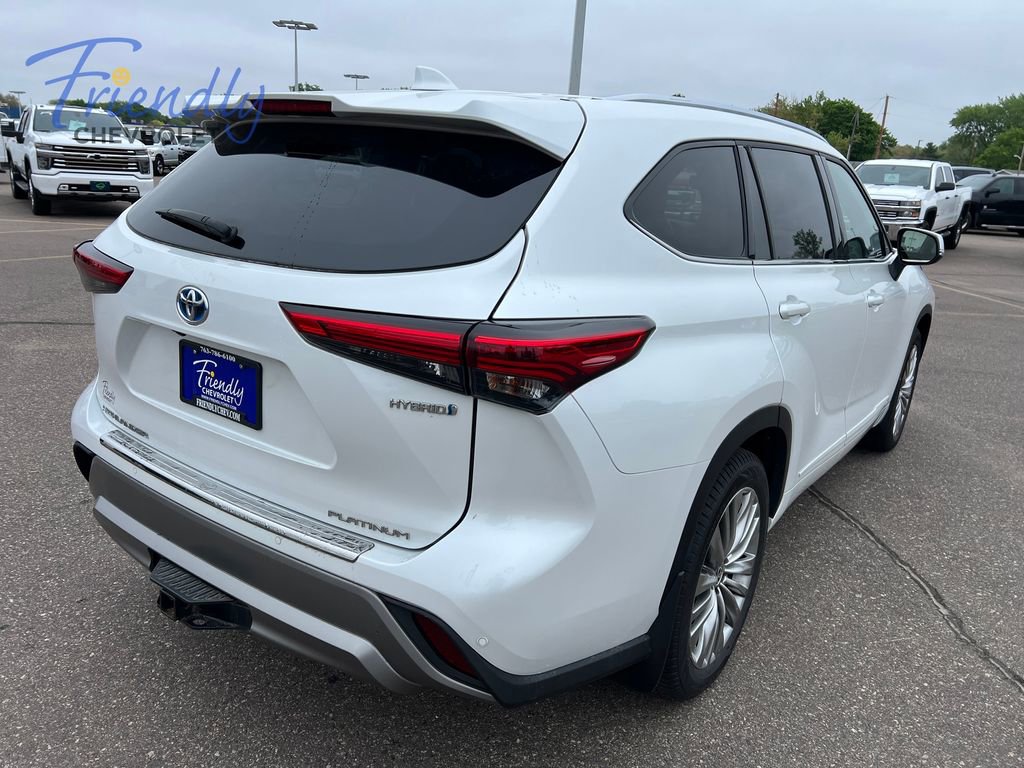Used 2022 Toyota Highlander Platinum AWD/4WD image 6
