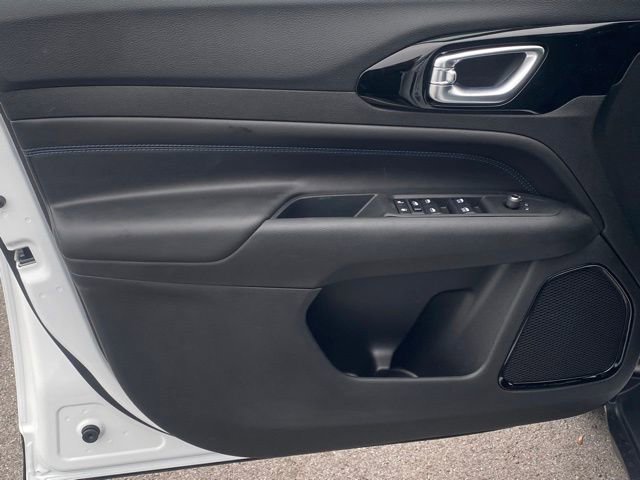 New 2026 Jeep Compass Limited AWD/4WD image 12