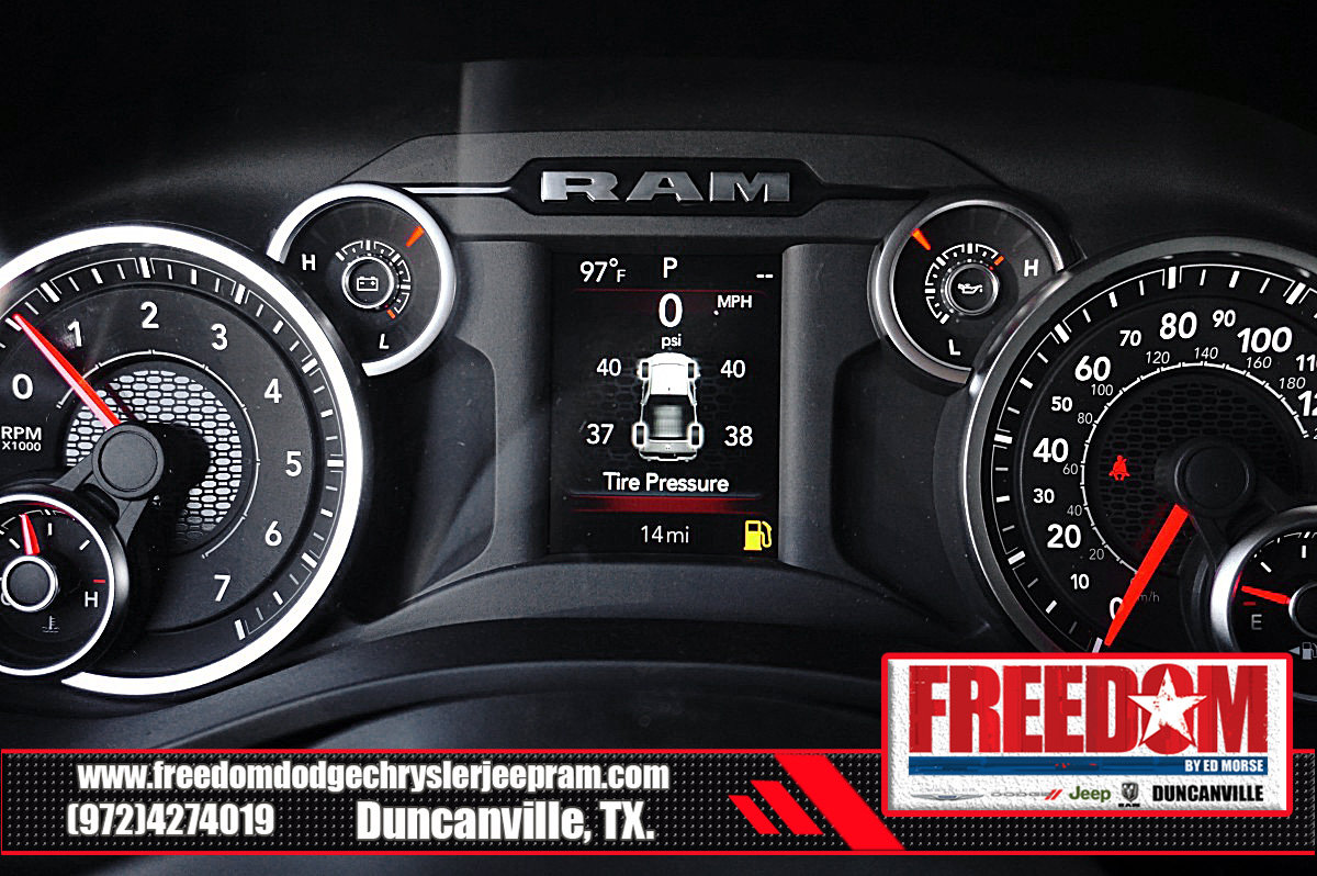 New 2025 RAM 1500 Tradesman AWD/4WD image 32