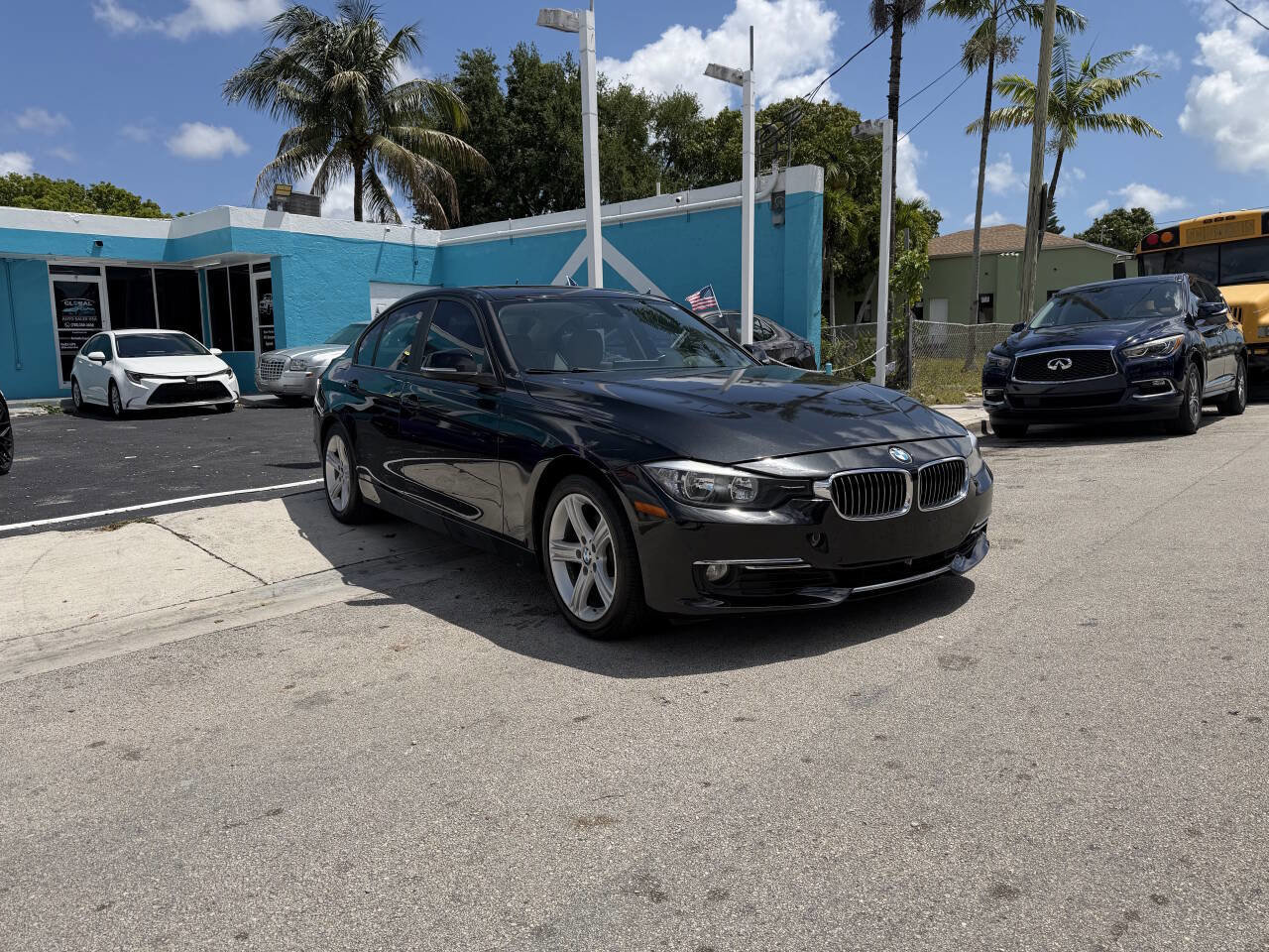 Used 2015 BMW 320i Sedan RWD image 3